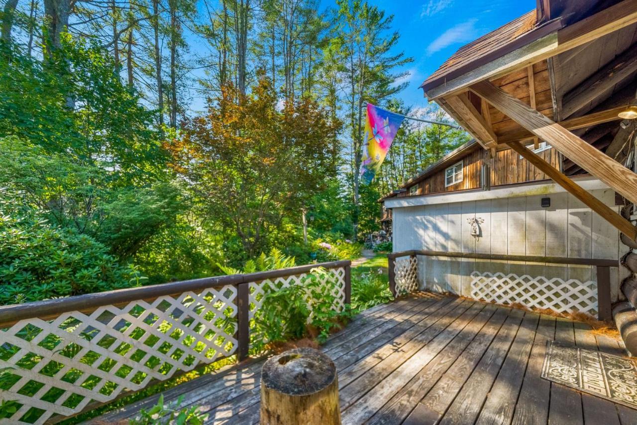 Cozy Condo By Tripp Lake Warrensburg Exterior foto